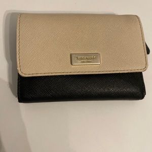 Kate Spade Joy Laurel Way Trifold Snap Small Wallet WLRU5028 - SoftPorcln/ Black